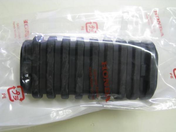 送料無料★新品★マグナ250(MC29)★純正フロントステップラバー拍卖