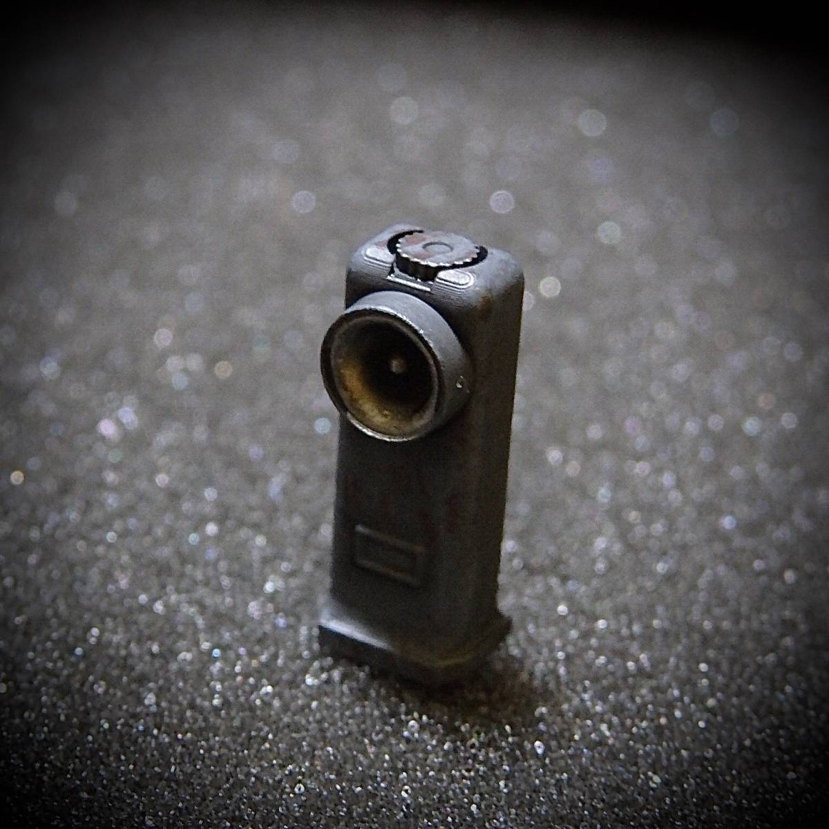 【値上げ予定】MT_TOYS製 模型 1/6 スケール 女性 男性 フィギュア用 装備 部品 フラッシュライト L型懐中電灯 (未使用拍卖