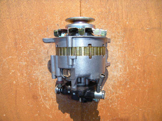 【格安・売り切り・コア不要】ミラージュ/C64A、ランサー/C74A用オルタネーター(ダイナモ)リビルト品 A2T14376拍卖