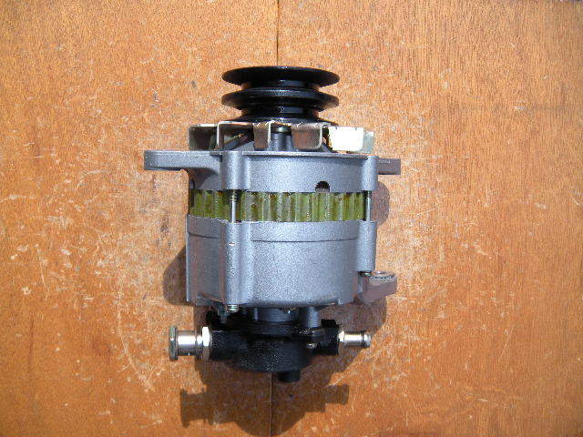 アトラス,F22/AH40/HA40(寒冷地仕様)用オルタネーター(ダイナモ)リビルト品 LR225-414~T、23100-03T05拍卖