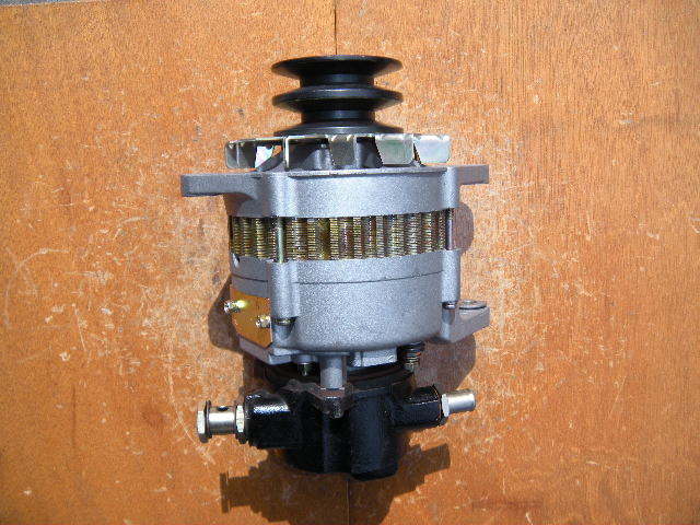 アトラス、シビリアン、H40/W40用オルタネーター(ダイナモ)リビルト品 LR235-78~C、23100-04D10~3拍卖