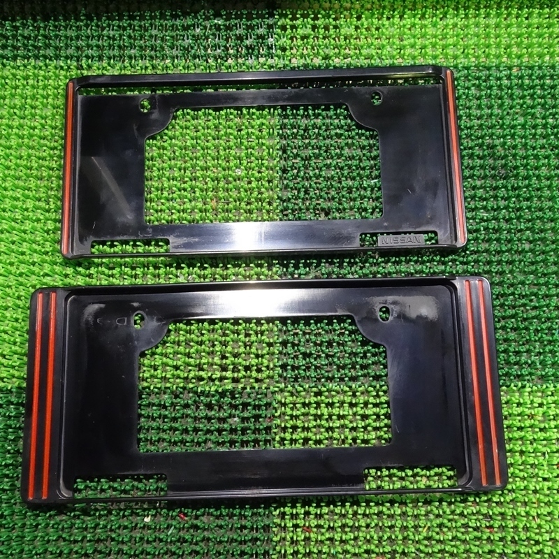 『psi』 希少 当時物 ニッサン純正オプション ナンバーフレーム前後セット JDM ハイソカー 高速有鉛 スカイライン ローレル ブルーバード拍卖