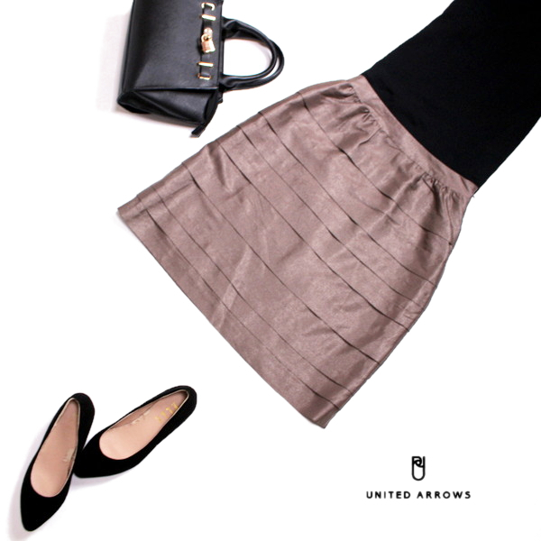 美品 UNITED ARROWS ユナイテッドアローズ ■ 大人 綺麗 春 夏 フォーマル 艶 テアード タイトスカート 36 グレージュ拍卖