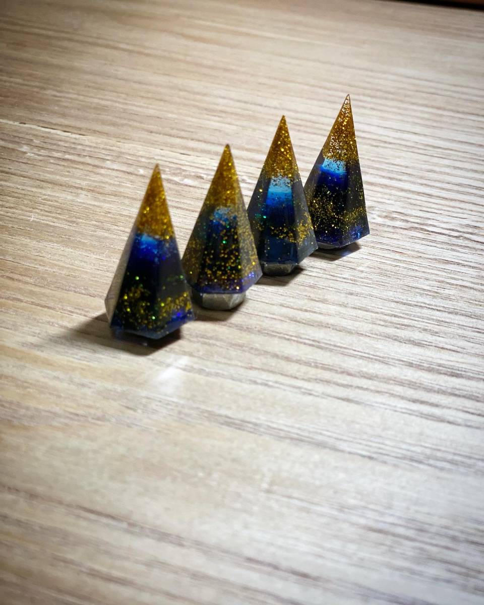 エアーバルブキャップ オリジナル レジン ハンドメイド 4個セット拍卖