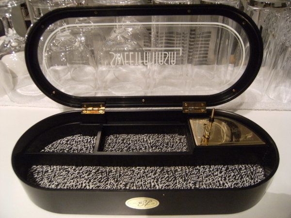 昭和レトロ★日本製品★90年代 当時物 曲 HAPPY BIRTHDAY お誕生日 小物入れ 木彫り箱 ボックス オルゴール★スイートファンタジア ケーキ拍卖