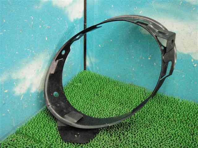 ★ 9CAQY 9C ニュービートル ヘッドランプリム ヘッドライト 左 枠 15417JJ拍卖