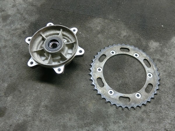 ホンダ VTR250F MC33 純正 リア スプロケット ハブ拍卖