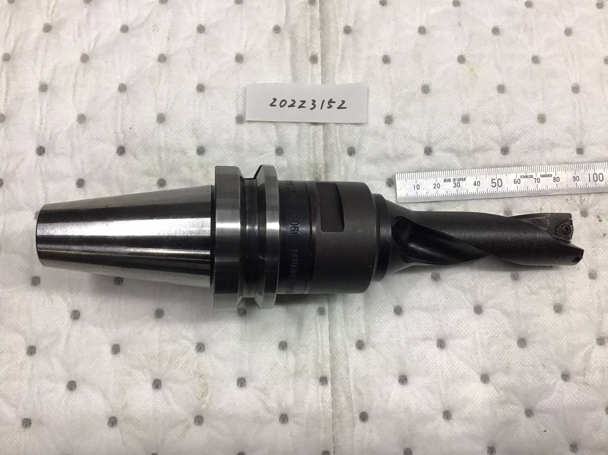 サンドビック カッター BT40 390.55-40 50 040 D26.0。 刃長 80m/m 中古品 (20223152)拍卖