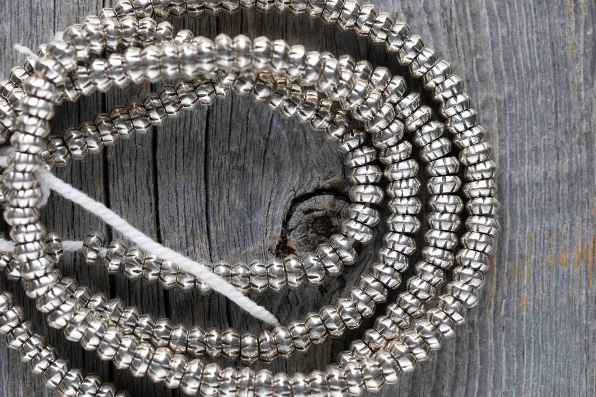 *karen silver beads NOC拍卖