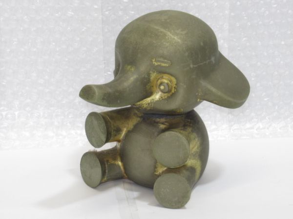 L 3-2 佐藤製薬 サトちゃん さとちゃん 金属製 トロフィーヘッド 顕彰物 金色 金賞 体長15.0cm 1180g ヴィンテージ レアもの オブジェ 置物拍卖