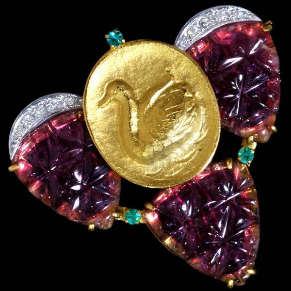 A3672【山田禮子】美しい大粒トルマリン 天然絶品D0.07ct 18金・Pt900無垢セレブリティブローチ/トップ 新品 重さ16.0g 幅40.5×42.0mm拍卖