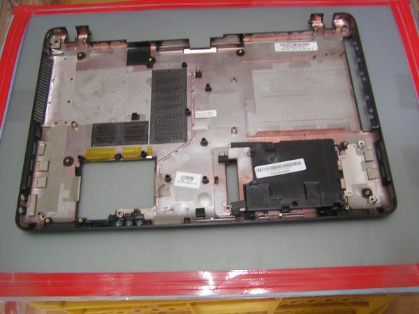 SONY VAIO SVF1521BBJ 等用 下部ケースのみ拍卖