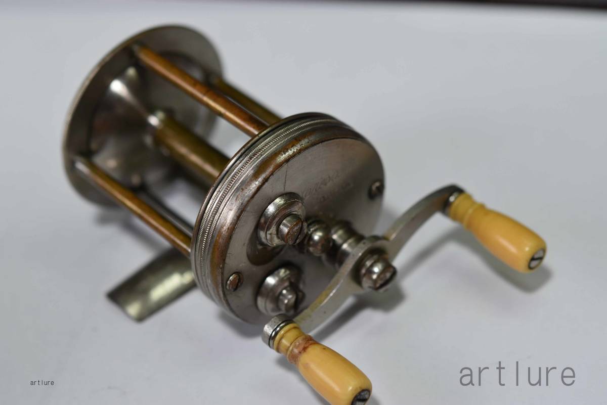 CRESCENT #60 usa vintage baite casting reel,ky style, ivory handle ,50X58CM 221g,nice leather case,(b969-315) #vintagereel 拍卖