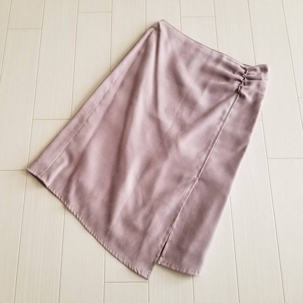 ROPE ロペ タイト 膝丈 スカート レディース Mサイズ相当 無地 合成皮革 薄い紫 パープル系 上品 綺麗 デザイン ボトムス☆F2拍卖