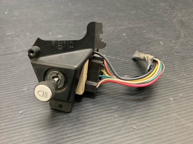 モンテカルロ エルカミーノ ヘッドライトスイッチ ライトスイッチASSY ユーロモンテ拍卖