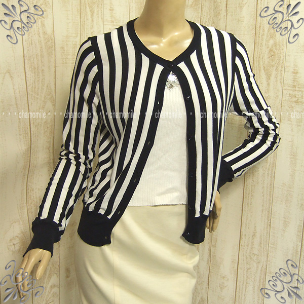 美品 PINKY&DIANNE★ピンキー&ダイアン★サイズ38 モノトーン ストライプ柄 カーデ 白黒 定番活用 重ね着 カーディガン 寒さ対策 スマート拍卖