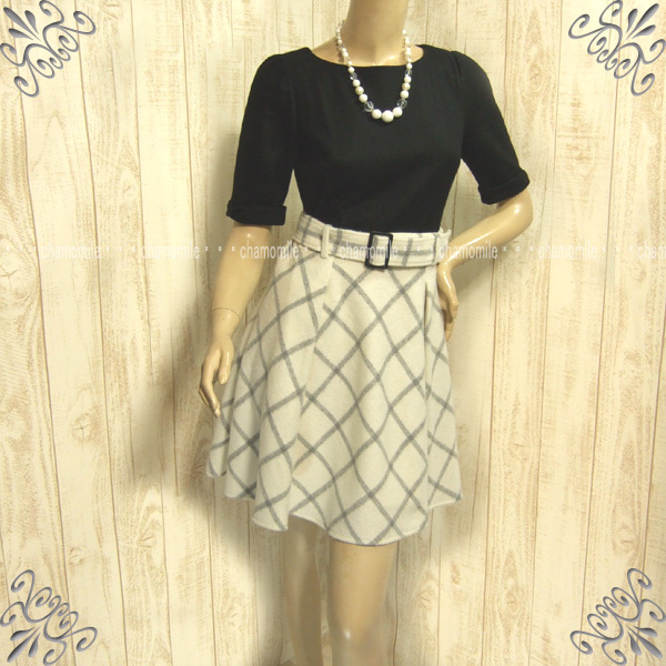 美品 Apuweiser-riche アプワイザー・リッシェ★サイズ2 袖リボンモチーフ ドッキングワンピース 黒/オフホワイト 定番活用 重ね着ベルト付拍卖