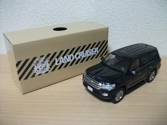 ◇【特価品】【発送は土日のみ】非売品 1/30 ランドクルーザー 200 カラーサンプルミニカー ダークブルーマイカ◇拍卖