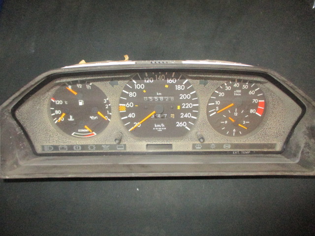 ■ベンツ W124 300CE 24バルブ スピードメーター 中古 55828km 1245434223 1245425468 1245420801 部品取あり インストゥルメントパネル ■拍卖