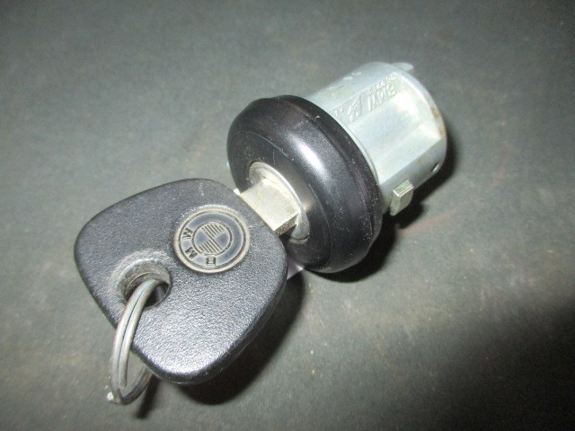 ■BMW E36 イグニッションキーシリンダー キー 中古 1156757 362212 部品取あり ロックシリンダー ステアリングシャフト メインキー 320 ■拍卖