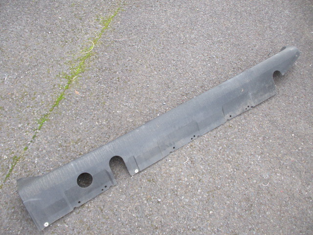 ■ベンツ W168 サイドスカート 右 中古 1686193838 部品取あり サイドシル サイドステップ A160 ■拍卖