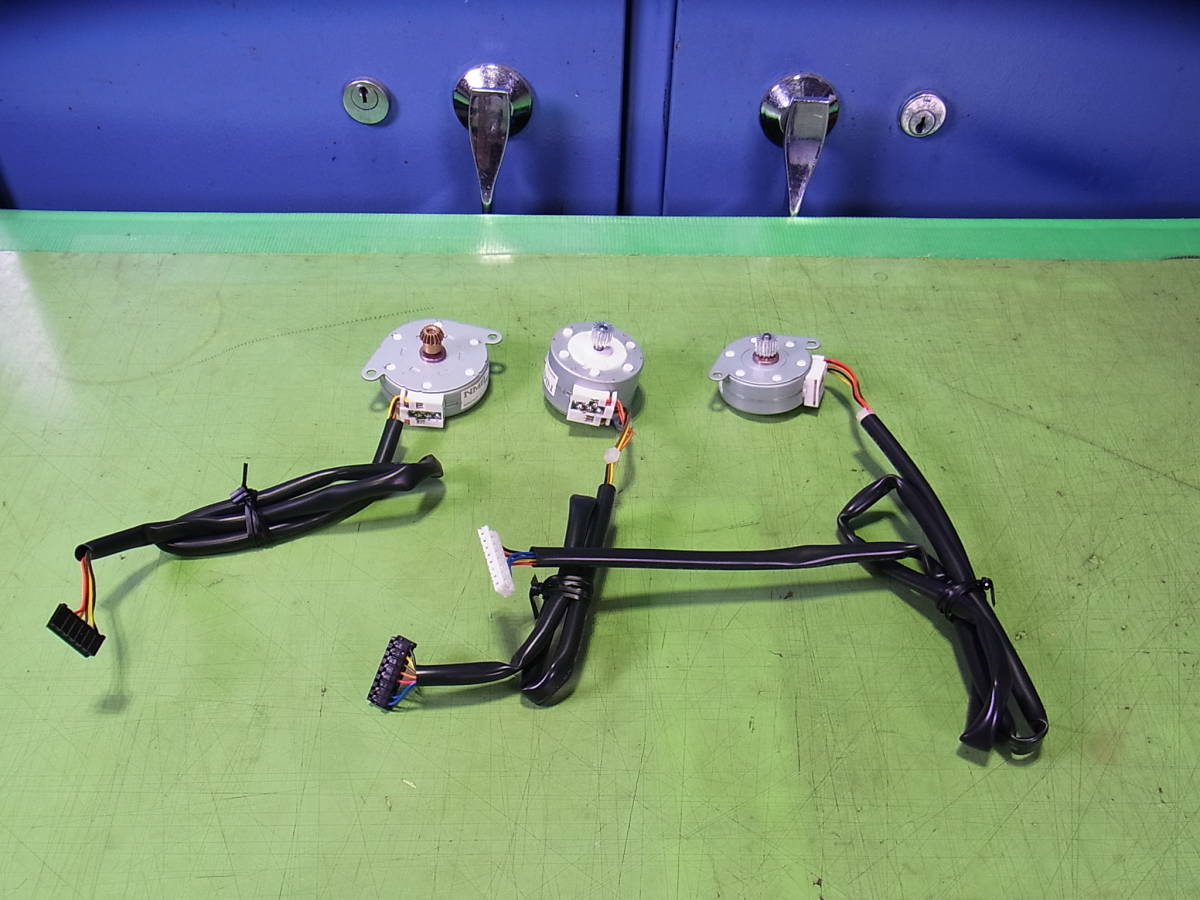 ■日立 Prinfina IMPACT DX5130 ドットインパクトプリンタ 用 ステッピングモーター 3個 PM42S-048-FMS1・PM35L-048-FMR3・PM35S-048-FMR6拍卖