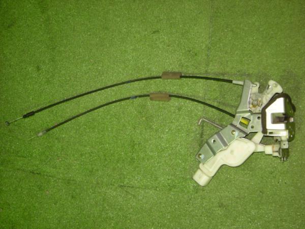 【A18256】 アルト HA24S リア ドアロック ソレノイド 右拍卖