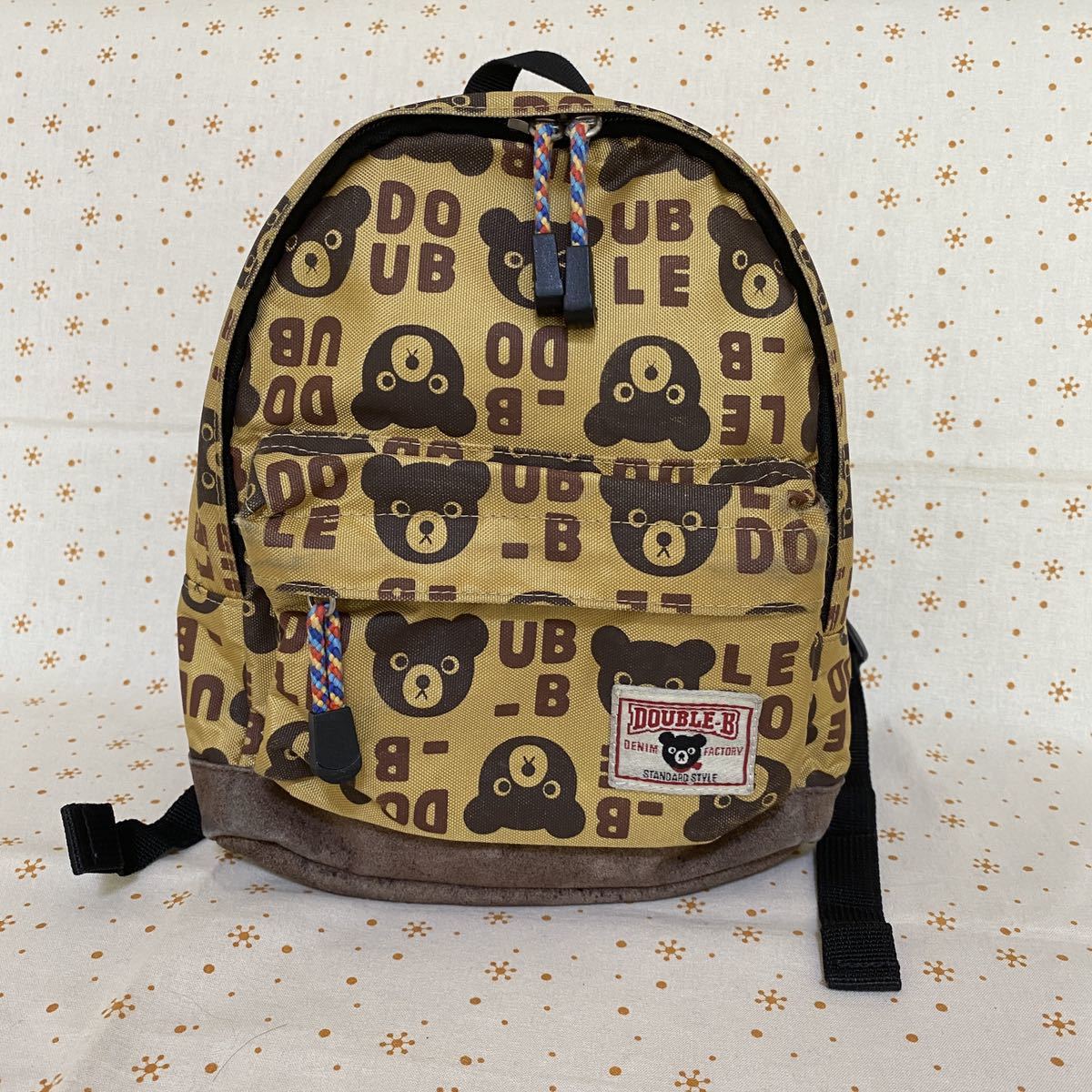 送料無料! ミキハウス ダブルB リュック ☆ ベージュ ビー君いっぱい柄拍卖