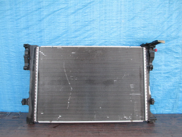 AT696 ベンツ W246 Bクラス ラジエター A2465001303拍卖