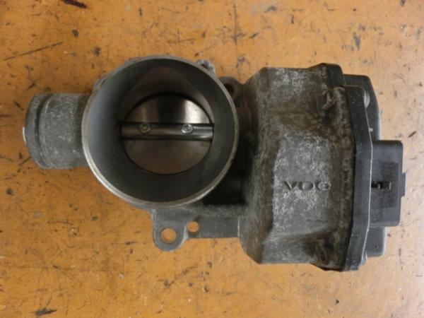 ★プジョー1007 スロットルバルブ ボディ H19 GH-A8KFV A8NFU 拍卖