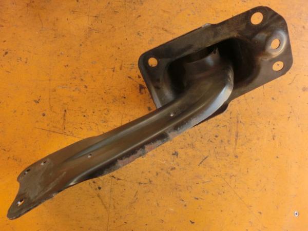 アウディA3 8PBSE 右 リア リーディング アーム 08y 8PBZB 拍卖