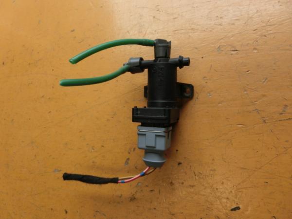 aベンツSLK230 バキュームスイッチ 後期 01y GF-170449 R170 SLK320 拍卖