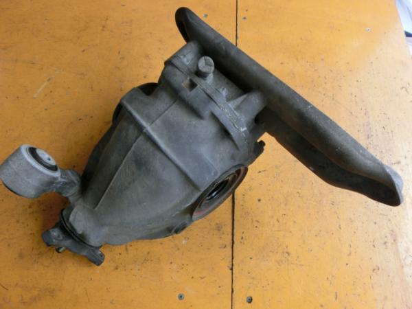 ベンツ Sクラス S350 リア デフ W220平15 s.s拍卖