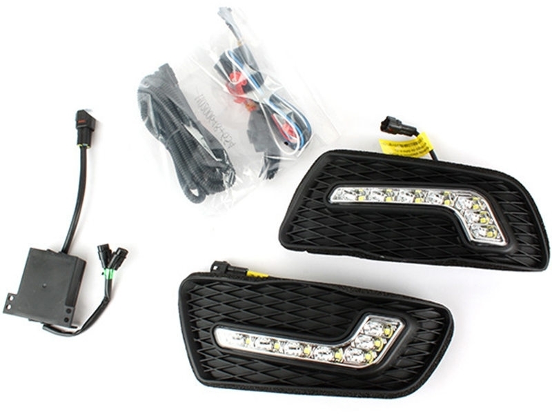 Mercedes Benz用 Cクラス W204 フロントバンパー デイライト DRL付フォグランプカバー拍卖