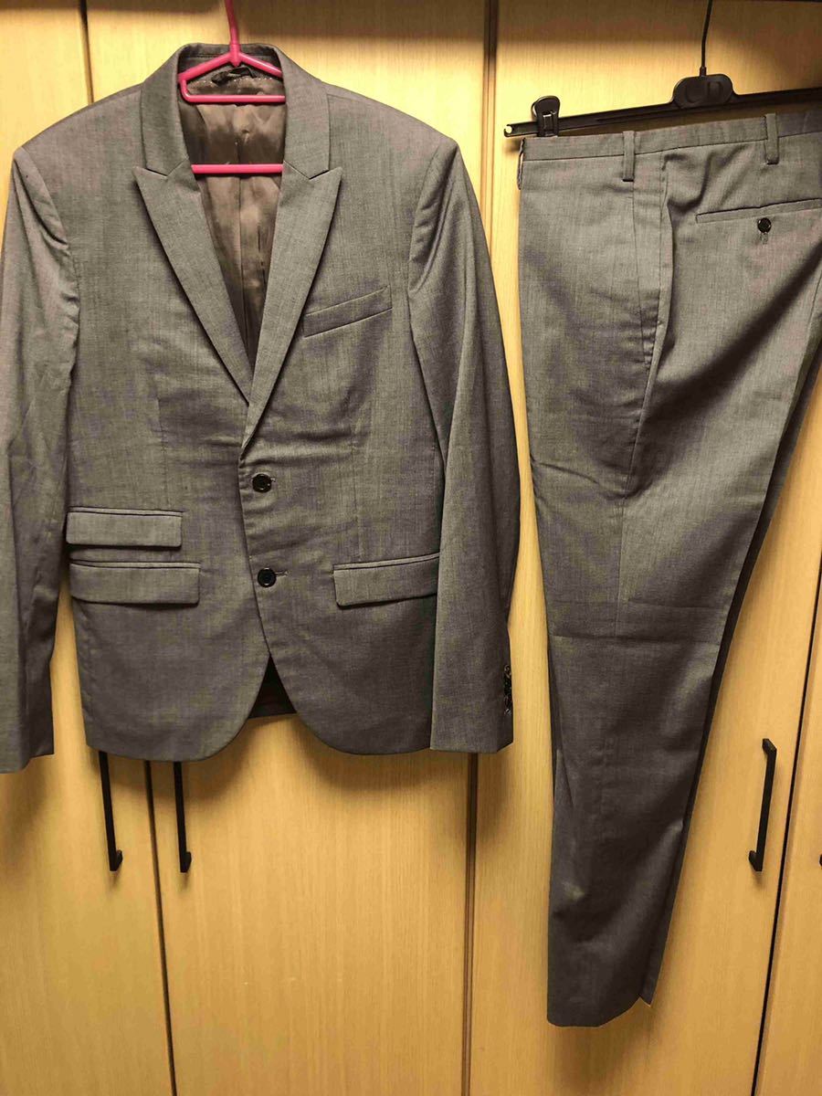 国内正規 Neil Barrett ニールバレット ピークドラペル スキニーフィット SKINNY FIT ウール スーツ セットアップ 灰 46 BAB10 6107拍卖