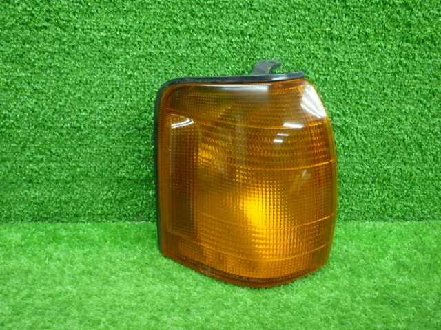 トヨタ YXS11 コンフォート 右コーナーランプ 201226144拍卖