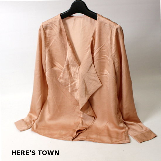 美品 イトキン (株) HERE'S TOWN 綺麗め フリル 長袖 柔らか 春 夏 カットソー M 20A04拍卖