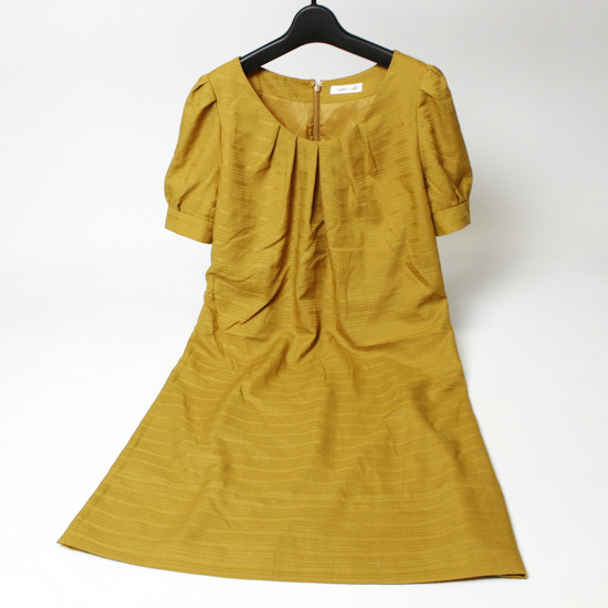 訳あり 美品 ANNA LUNA アンナルナ 大人可愛い 同色ボーダー柄 フロントタック 半袖 ワンピース 9AR 19E05拍卖