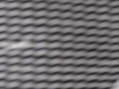 綿 ポリ ナイロン 混紡 ラメ入り 白黒 すこし張をもたせて、ハ-ドに織り上げて拍卖