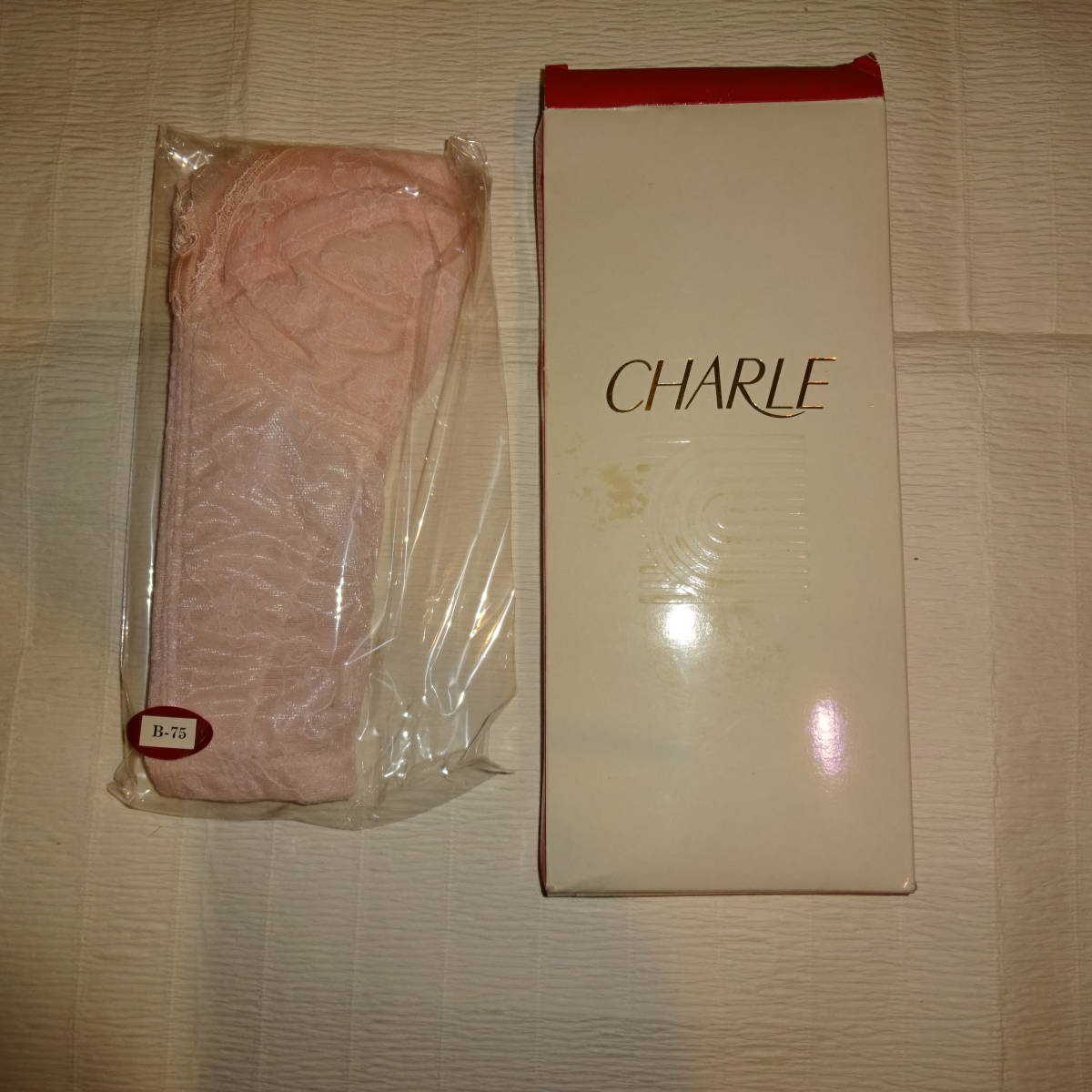 シャルレロングラインブラジャーFA121 「B75」 ピンク 日本製 未使用長期保管品拍卖