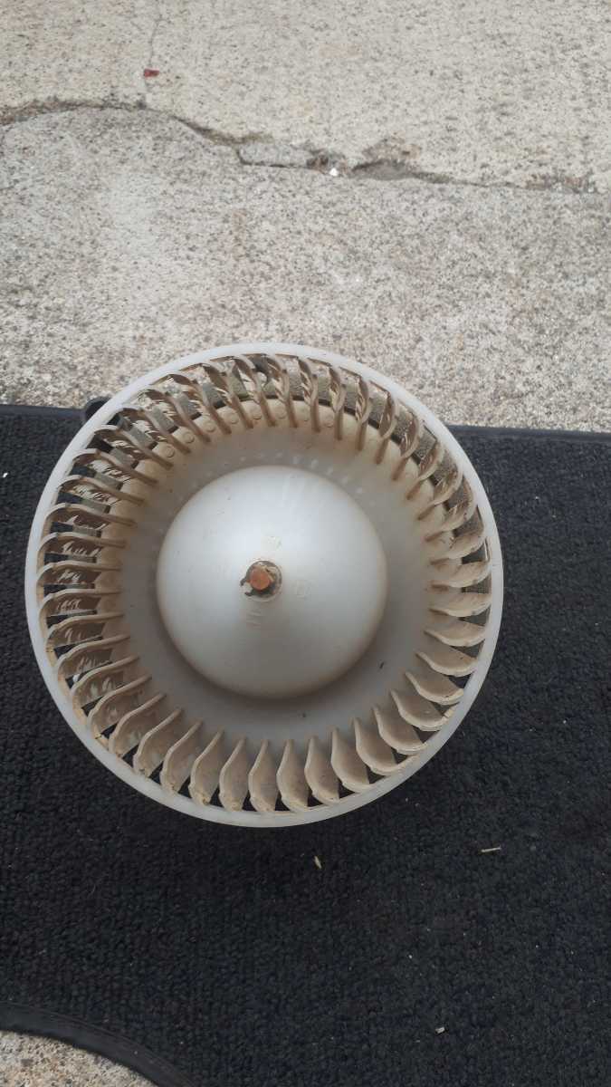 いすゞ ギガ 大型 ヒーターブロアーモーター 24V ヒーターモーター 503716-2240 PDG-CXY77V8J CXZ 6UZ1拍卖