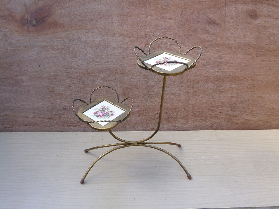 フラワースタンド 花台 飾り台 オブジェ 置物拍卖