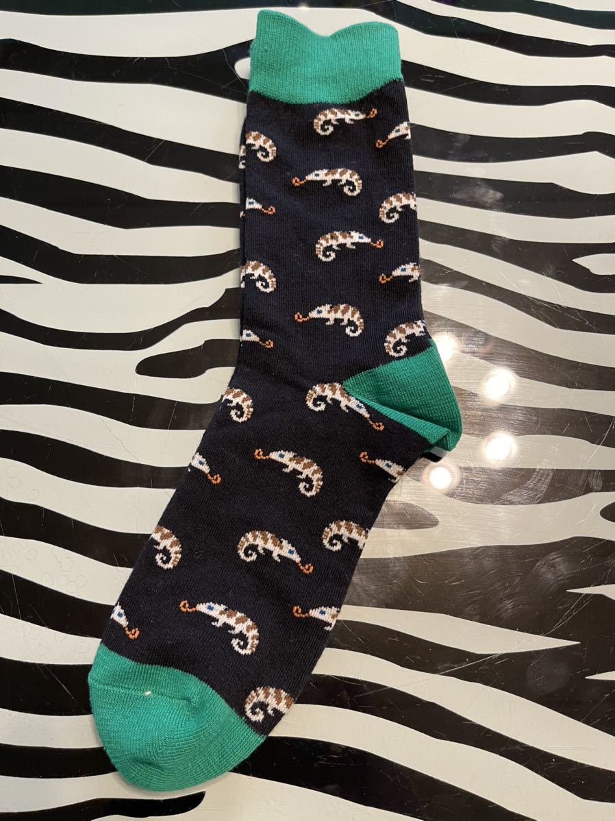 送料無料★カメレオン★靴下★ハイソックス★総柄★派手★オシャレ★個性的拍卖