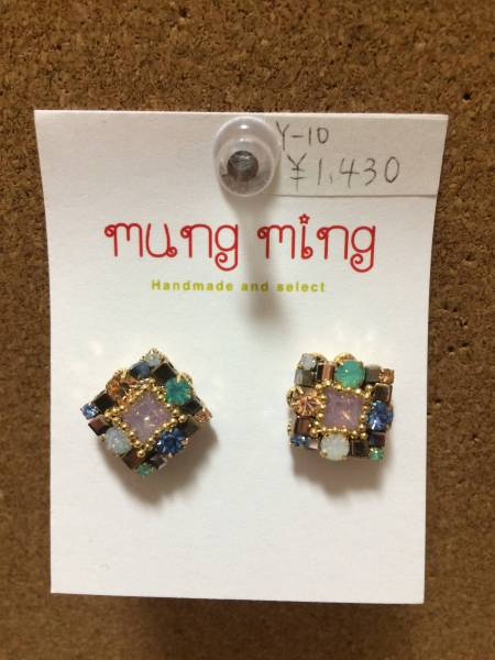 ♪可愛い・・ひし形×ラインストーンピアス Y-10拍卖