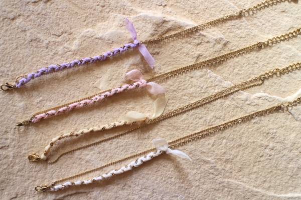 トゥモローランド TOMORROWLAND オーガンジー シルクコード ゴールドチェーン 2連 ブレスレット ボールチェーン ホワイト拍卖