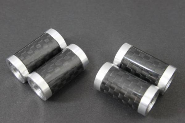 取り付け例あり 高級感抜群カーボンエアバルブショート エアバルブキャップ カー用品 外装パーツ ホイール タイヤ周辺用品 簡単装着 拍卖