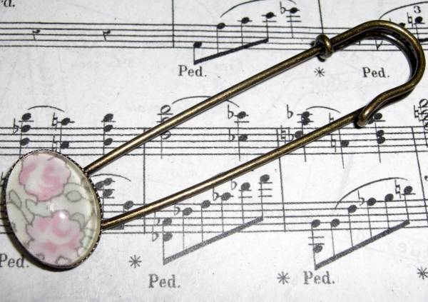 *リバティ Eloise エロイーズ カブトピン*ストールピン キルトピン拍卖