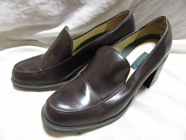 ☆☆送料無料☆☆G.H.Bass☆バス☆レザーヒールパンプス☆ブラウン☆Uチップ☆z20☆拍卖