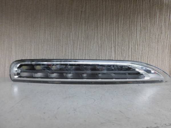 ポルシェ カイエン 7P5 フォグランプ 右 N457AP拍卖