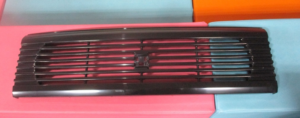新品 無塗装アルトラパンHE21Sラパン フロントグリル純正グリル ラジエターグリル71741-75H00ラジエータグリル ラジエーターグリル拍卖